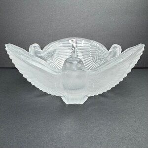 Crystal DArques France Genuine Lead Frosted Glass Bowl 3 Doves‎ 10.5 in Diameter
